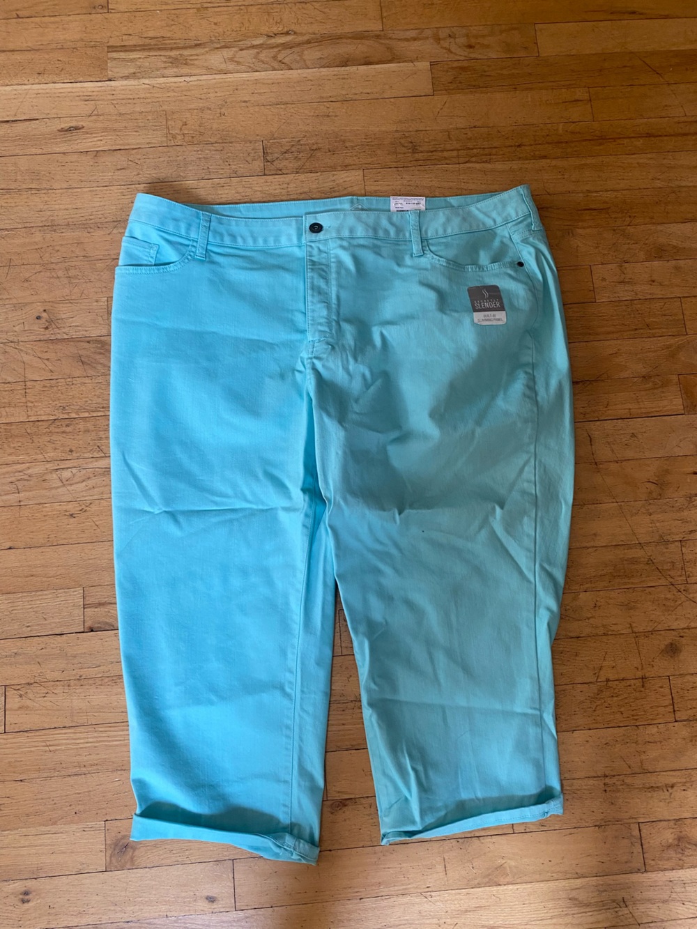 St. John’s bay capris. Mid rise. Size 24w. NWT!